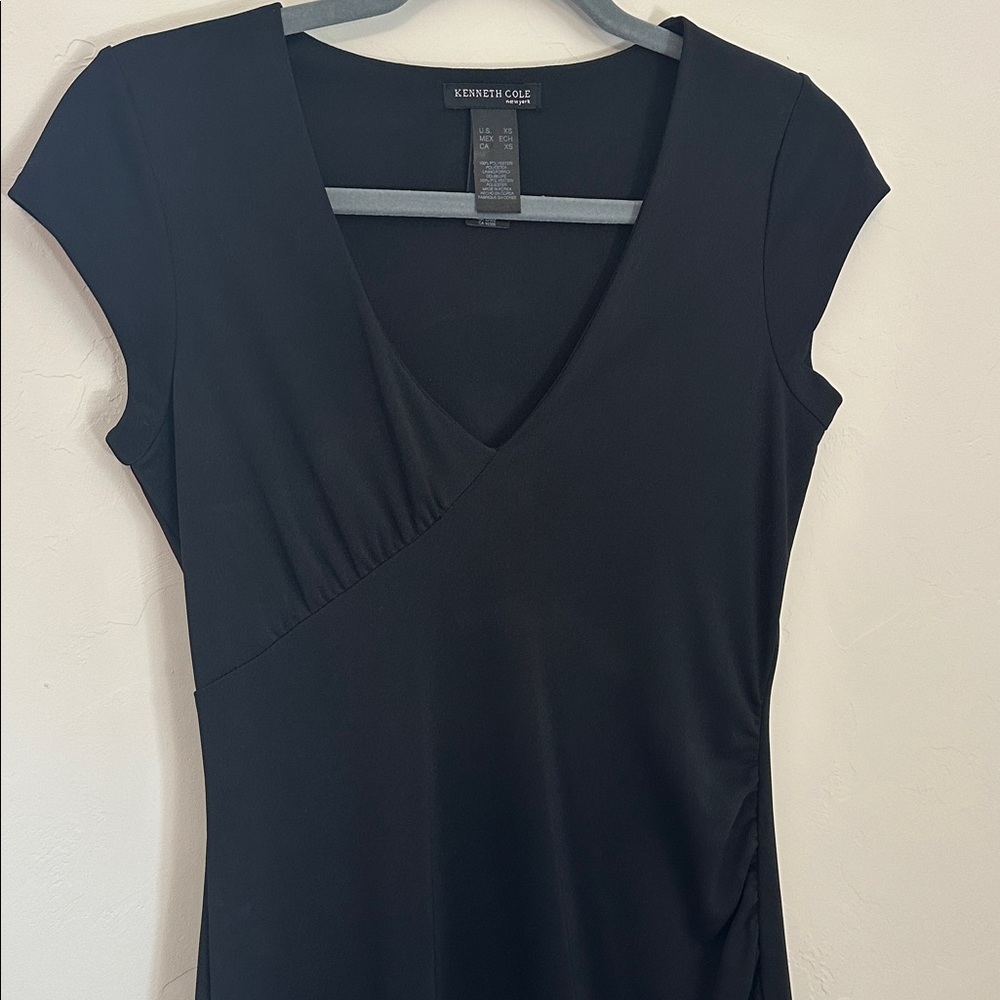 Kenneth Cole Elegant Black V-Neck Dress